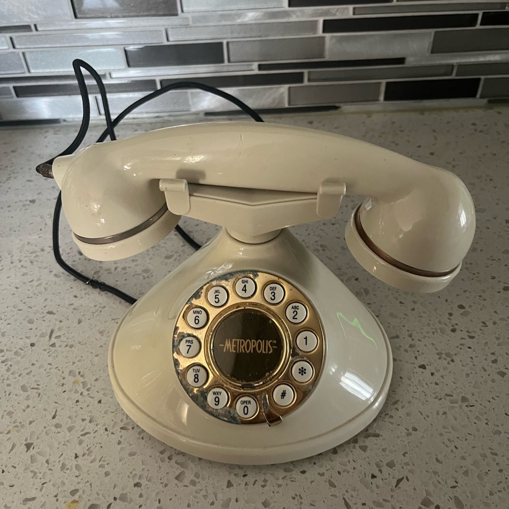 Metropolis Cream Rotary Phone